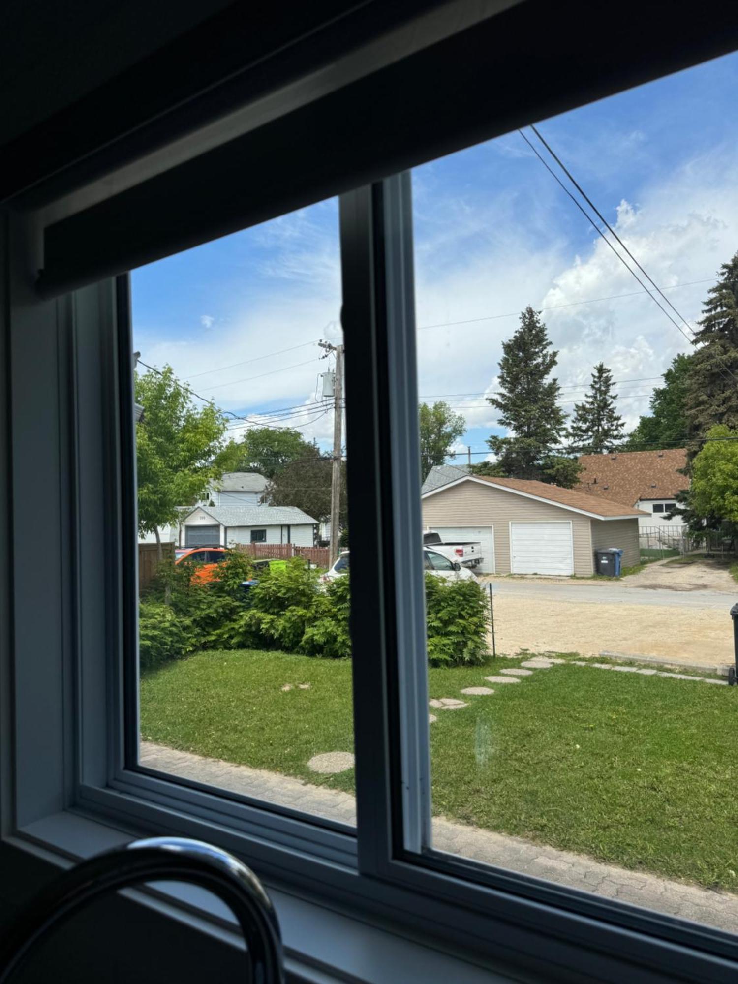 Villa Walking Distance To St Boniface, Easy Parking Winnipeg Exterior foto